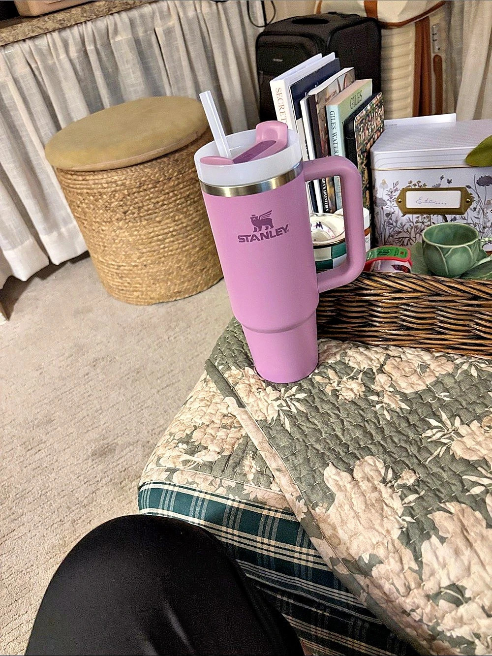 Stanley Quencher H2.0 FlowState Tumbler 40 oz Pink